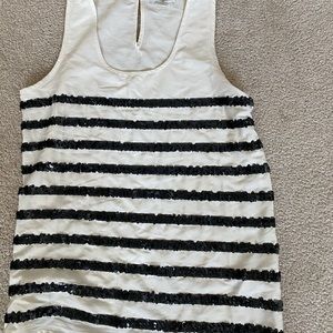 Banana republic medium tank